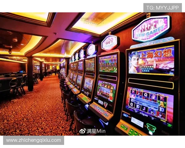 创新设计的角子机游戏大厅界面，带来沉浸式的老虎机游戏体验